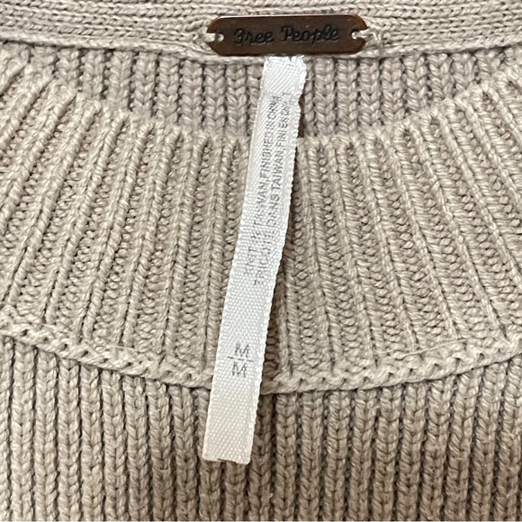 ❌SOLD❌FREE PEOPLE Easy Street Colorblock Oversized Sweater, Medium - Picture 6 of 9